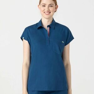 Mediclo TENCEL™ Capri‎ ‎Collared Scrub Top